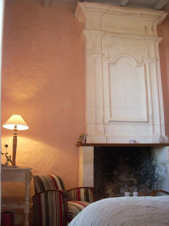 Saint-Bris-des-Bois Chambres D'Hotes Logis De L'Astree المظهر الخارجي الصورة