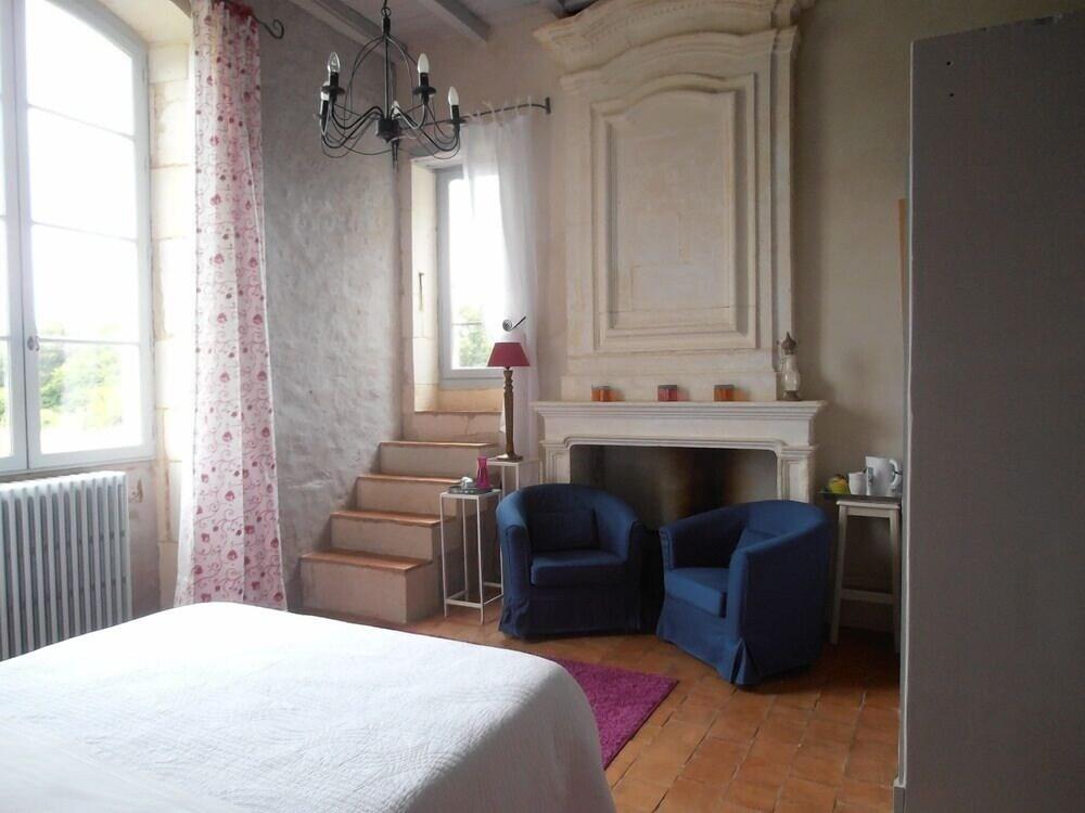 Saint-Bris-des-Bois Chambres D'Hotes Logis De L'Astree المظهر الخارجي الصورة